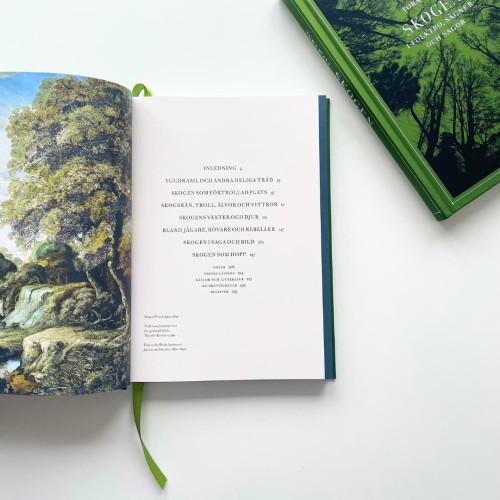 Skogen: i folktro, sägner och sagor" - Tora Wall, ISBN 9789189696761