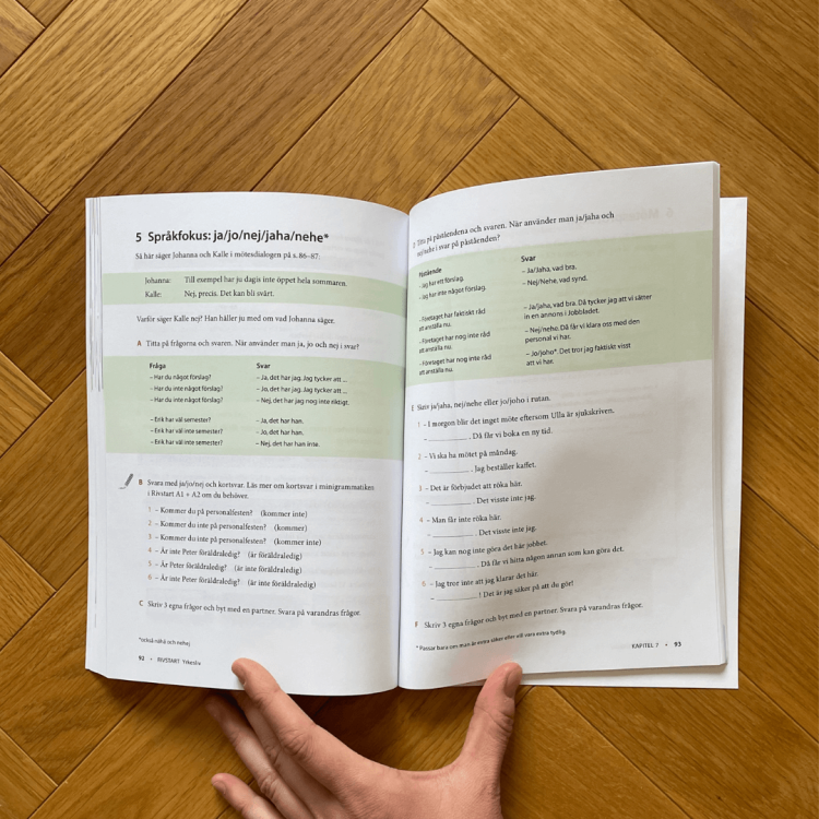Rivstart Yrkesliv - książka do nauki języka szwedzkiego przydatnego w pracy